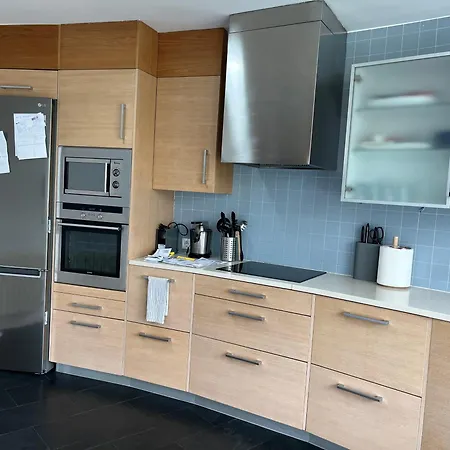Exclusiva Casa Con Jardin En * Gondomar